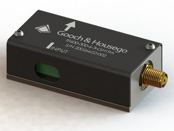 声光可调滤波器——可用于过滤光的声光器件，由射频输入控制